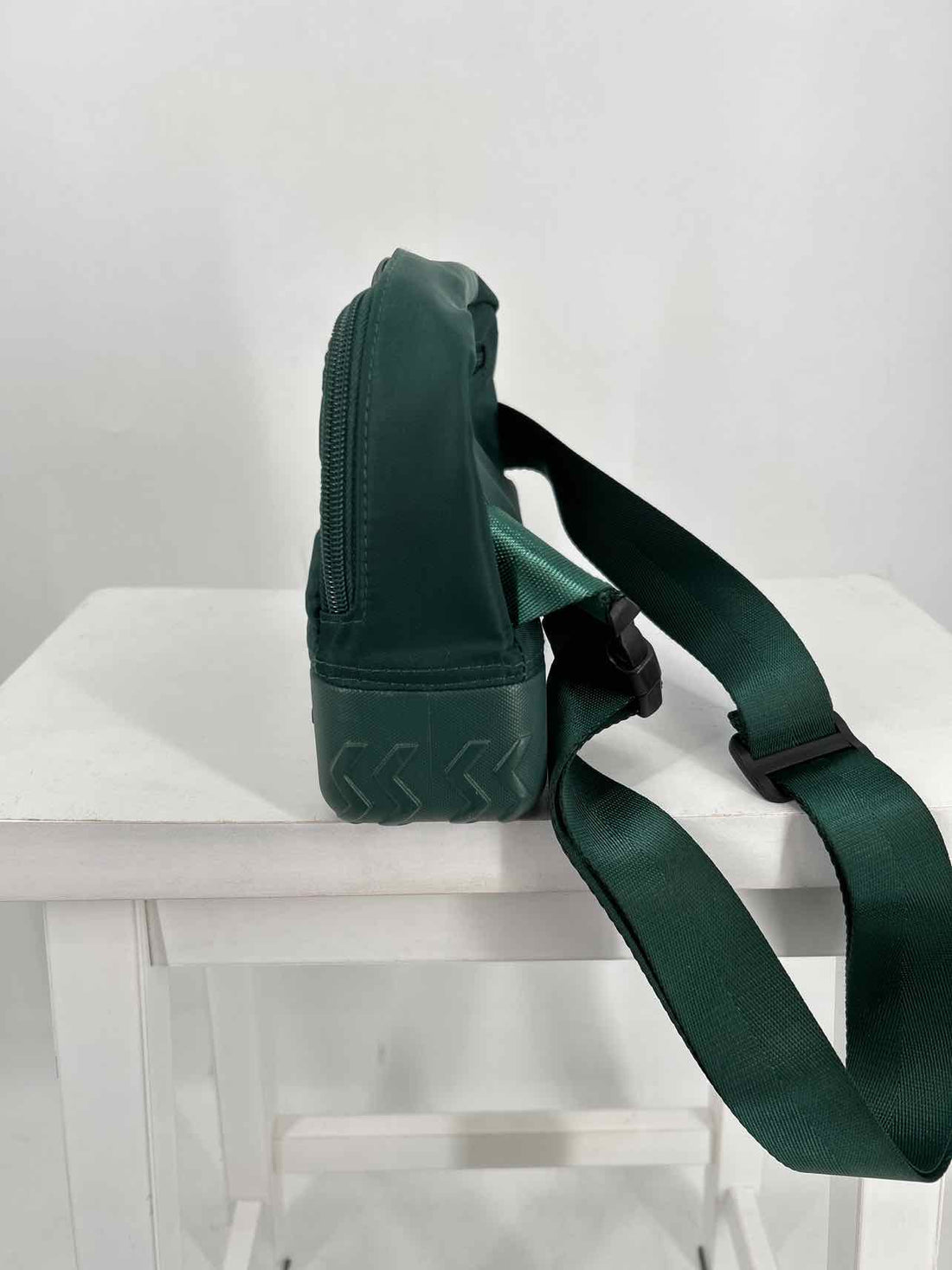 Bogg Green Like New Belt Bag