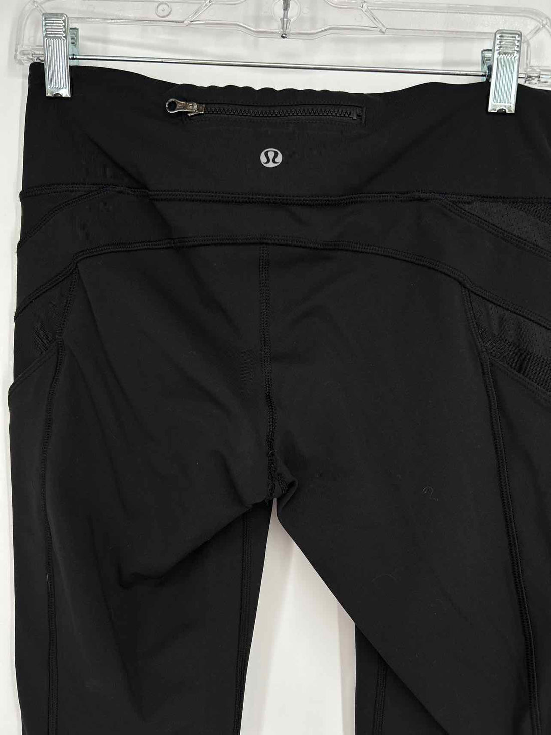 Lululemon Size 6 Black Active Leggings