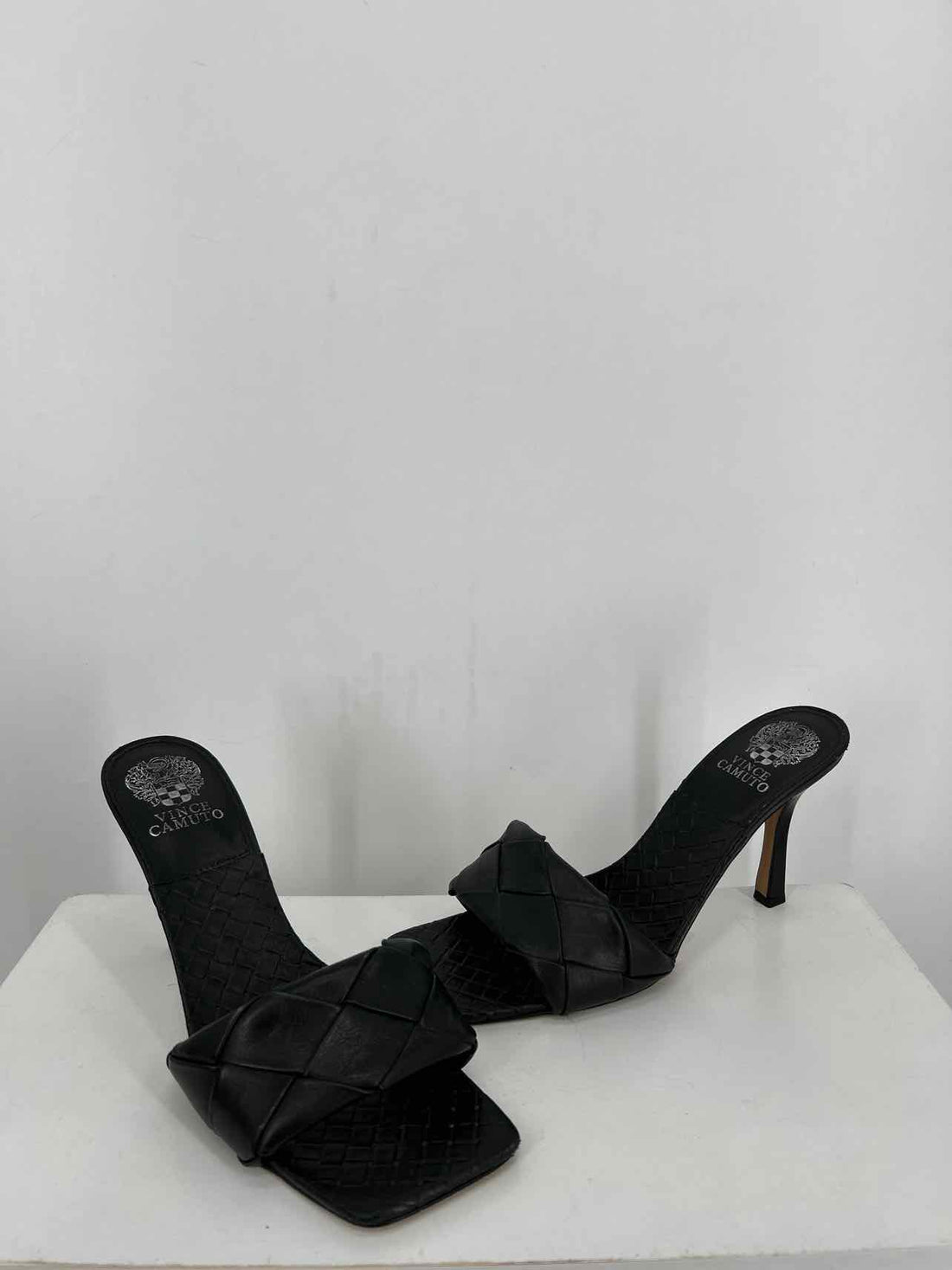 Vince Camuto Women Size 9.5 Black Heels
