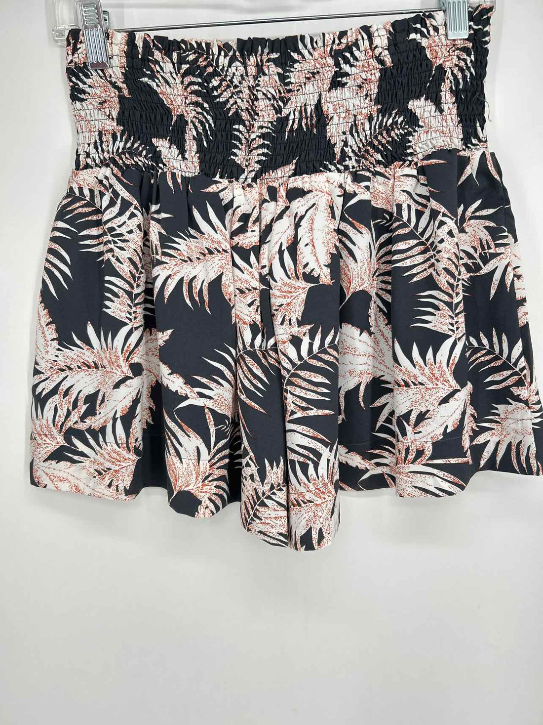 TCEC Size M Grey Print Shorts