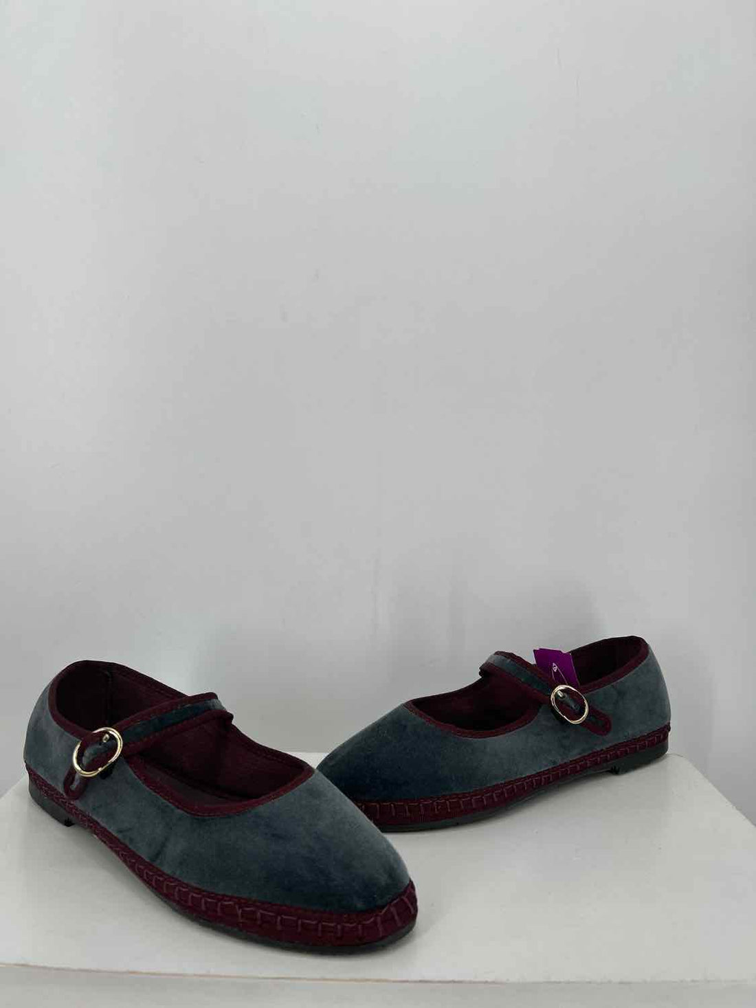 Flabelus Women Size 39 Navy & Burgandy Velvet Flats