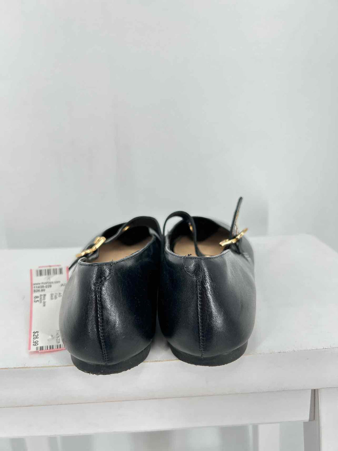 Arezzo Women Size 8.5 Black Flats