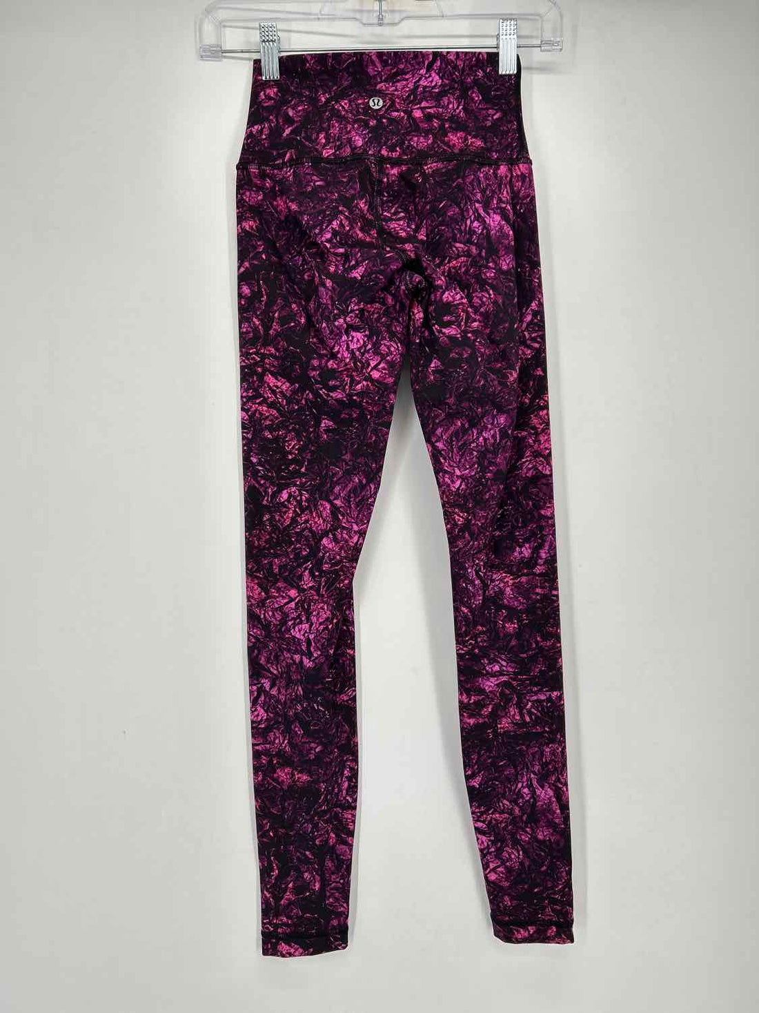 Lululemon Size 2 Black & Pink Active Leggings