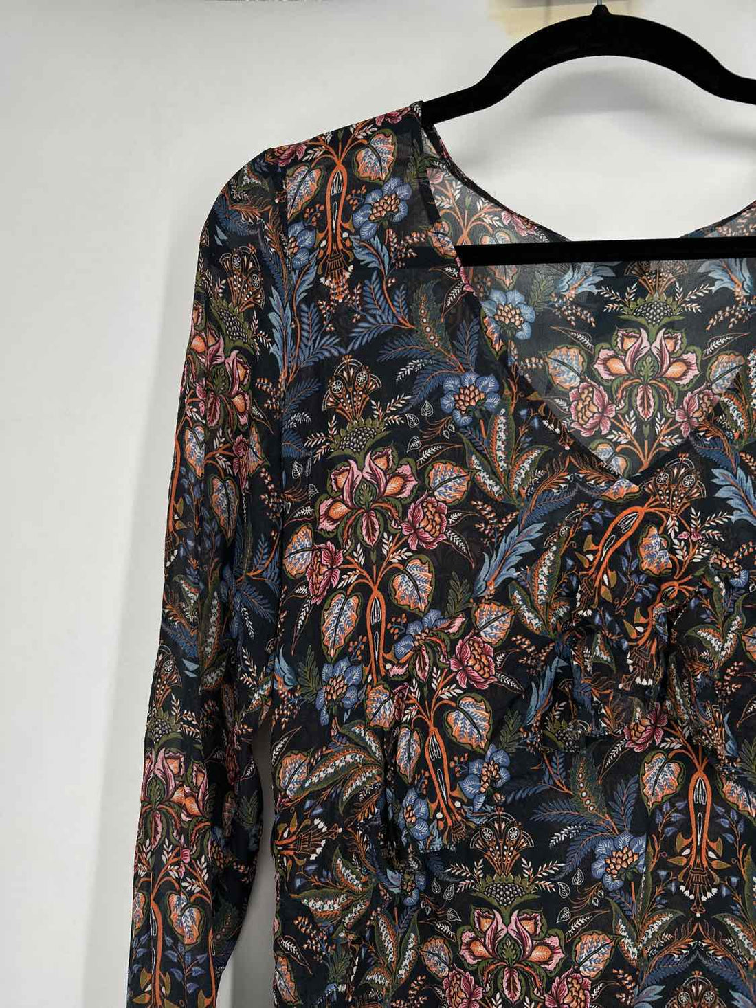 Ecru Size S Navy & Orange Floral Long Sleeve
