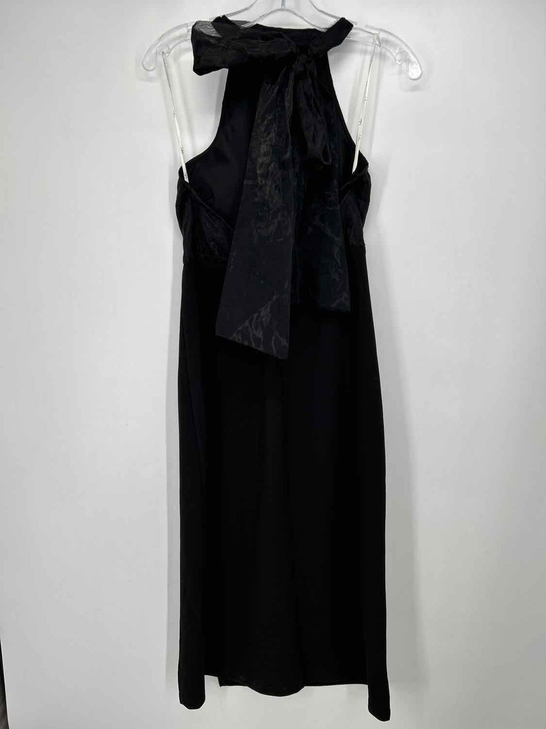 Lulus L Black Sleeveless Holiday