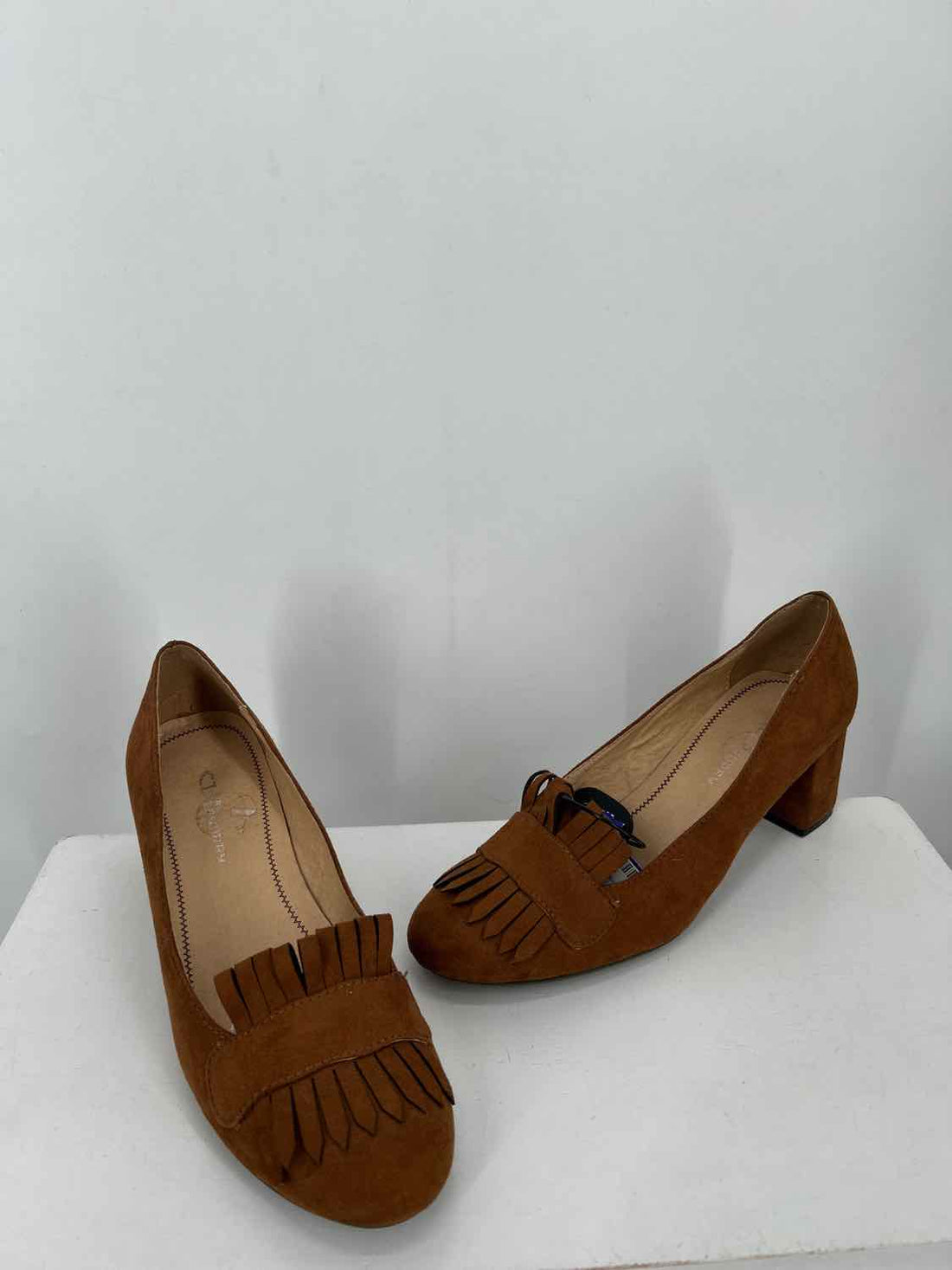 CL by Laundry Women Size 6.5 Brown Heels
