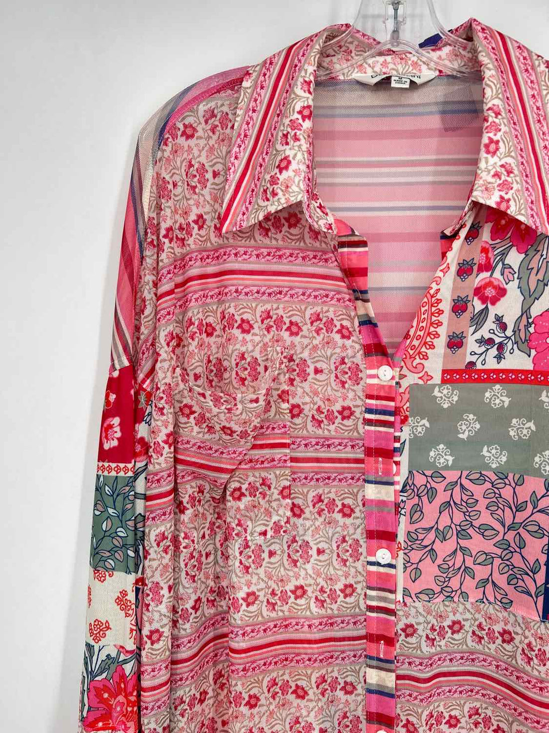 Davi & Dani Size M Pink Floral Mesh Long Sleeve Dress