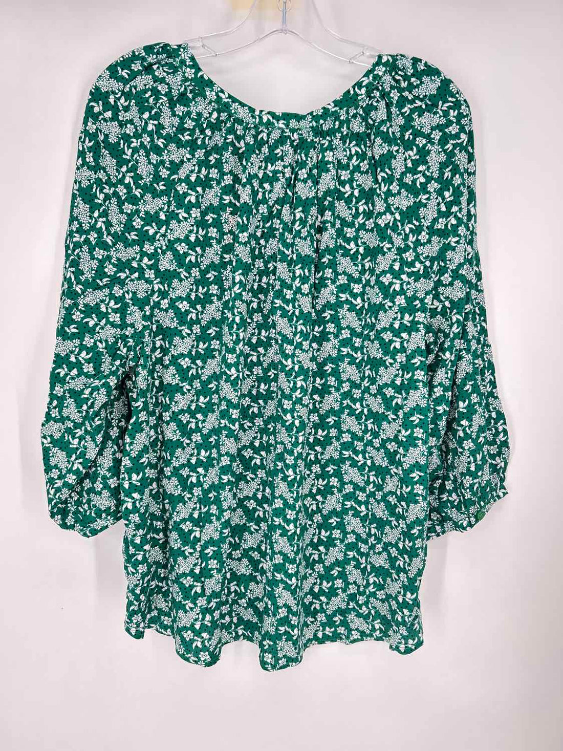 Jones New York Size 1X Green & White Floral NWT Top/Blouse