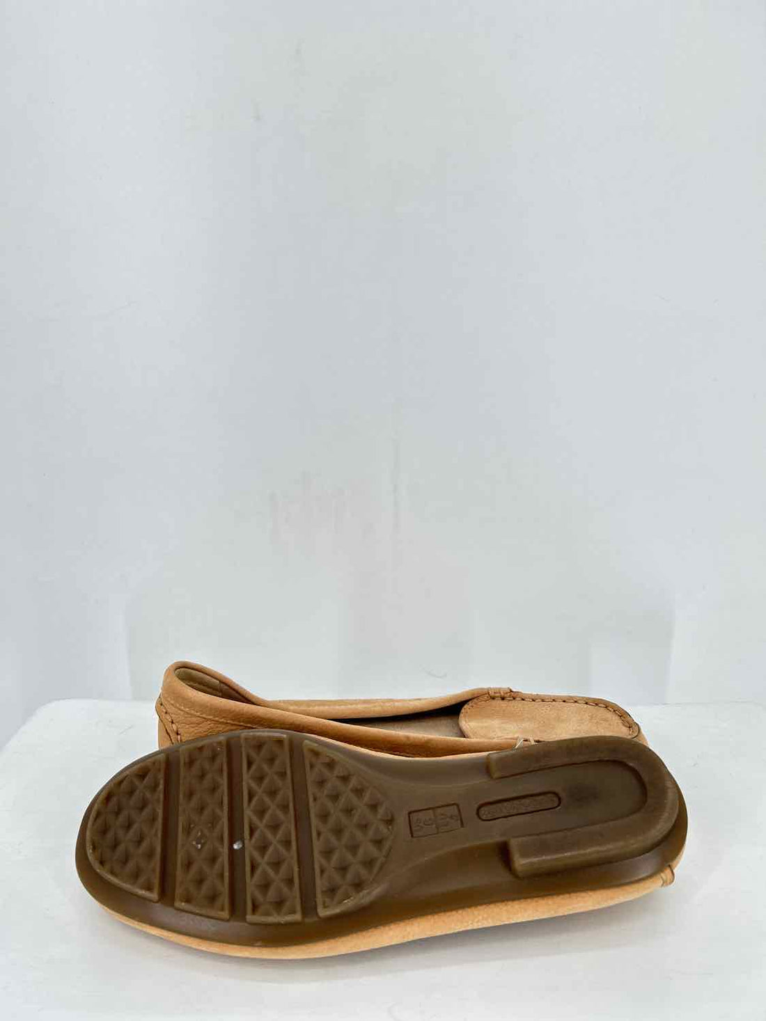 Aerosoles Women Size 6 Camel Loafers