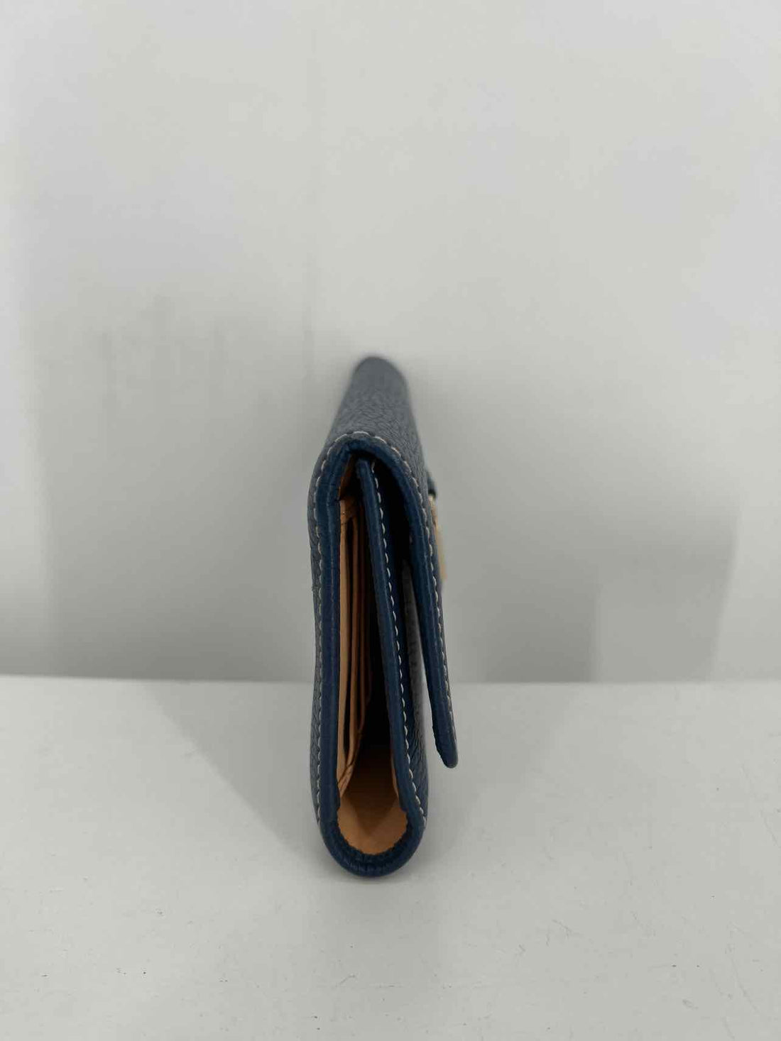 Dooney & Bourke Blue Pebbled Leather Pre Owned Wallet