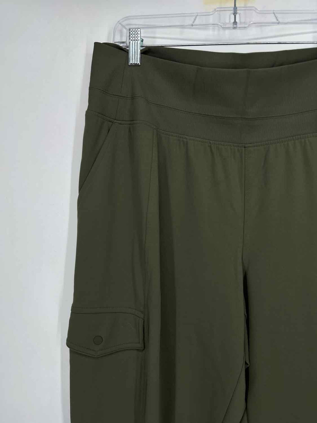 Athleta Size 1X Green Active Wear