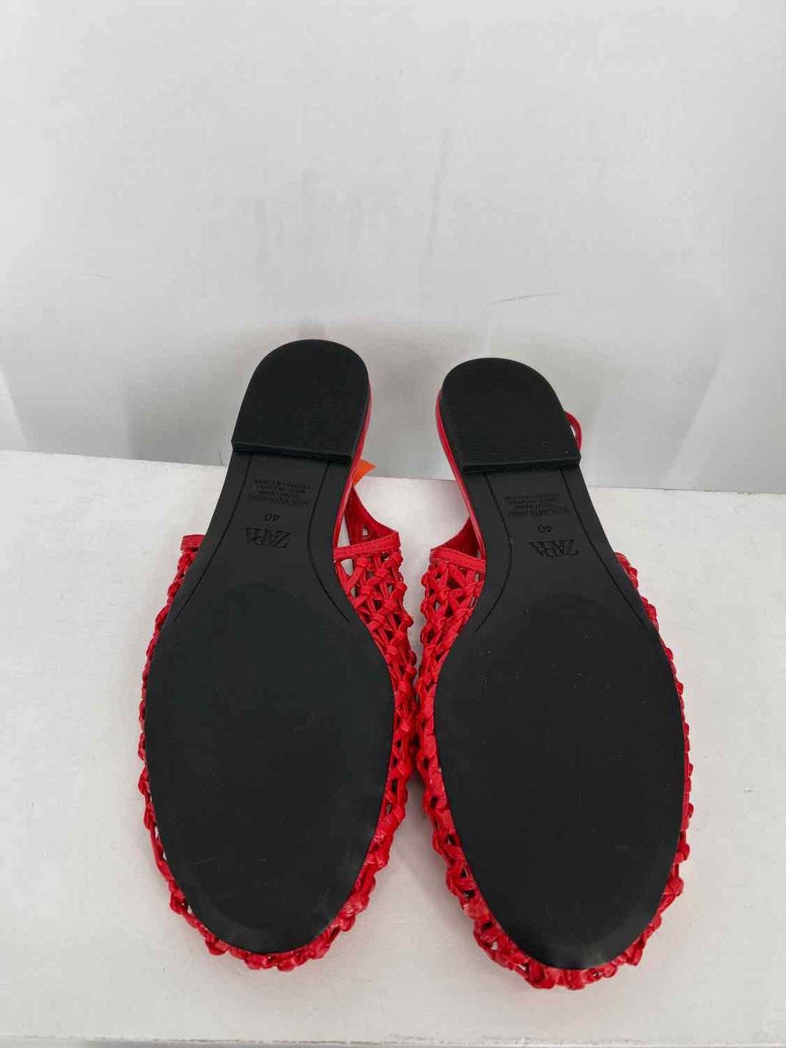 Zara Women Size 40 (9-9.5) Red Like New Flats