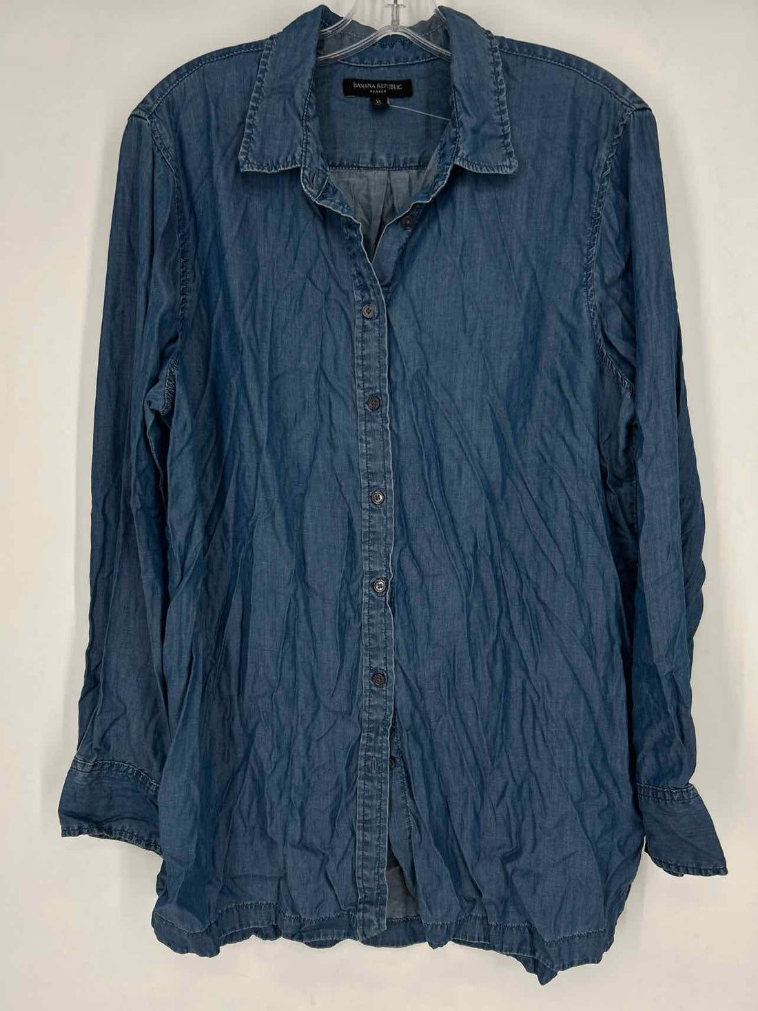 Banana Republic Size XL Chambray Long Sleeve