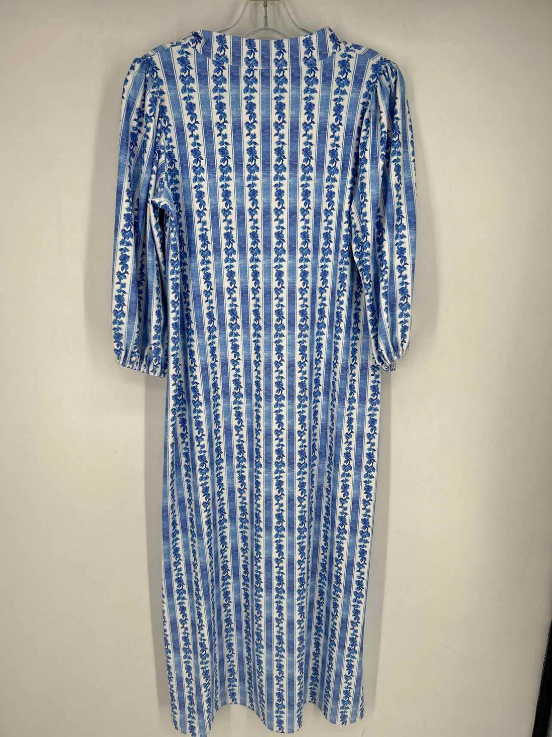 Smith & Quinn Size S Blue & White Long Sleeve Dress