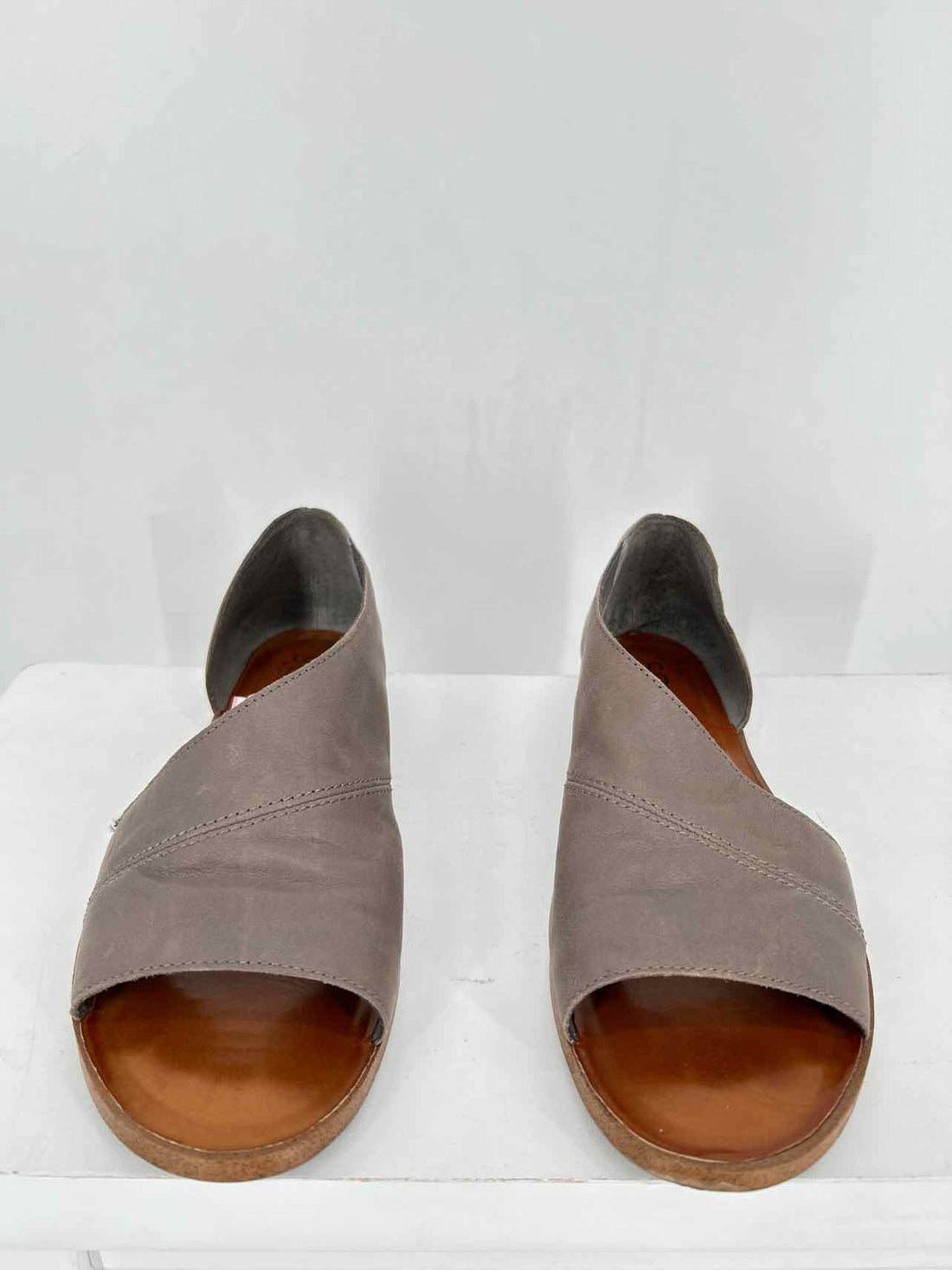 Sole Society Women Size 7 Gray Flats