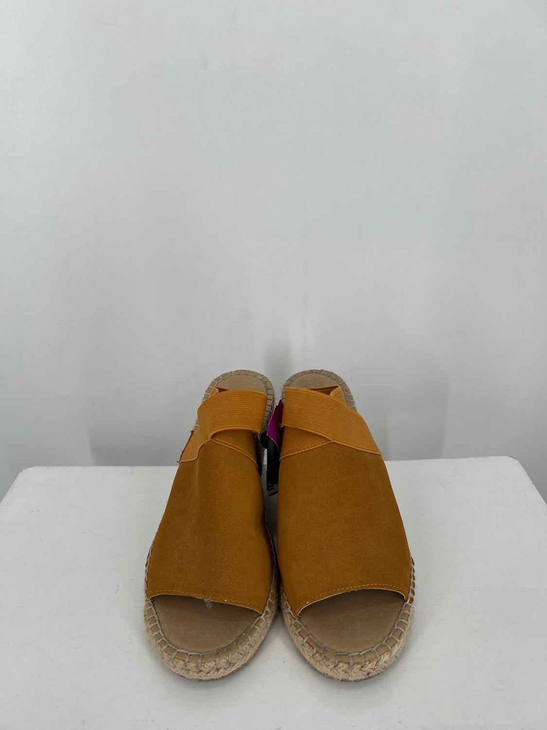 Adrienne Vittadini Women Size 6 Mustard Espadrilles Wedges