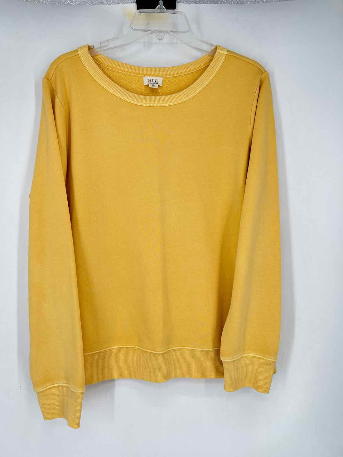 Ana Size XL Yellow Sweatshirt