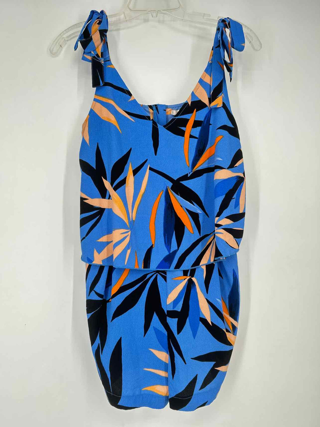 C&E Size S Blue Print Sleeveless Rompers