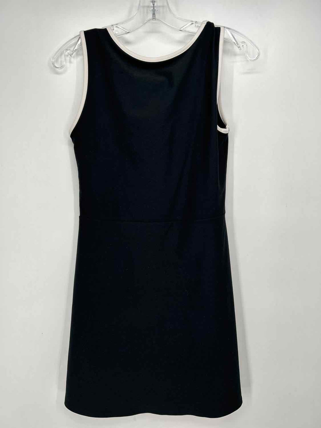 Your Personal Best Size M Black & White Sleeveless Active Dresses
