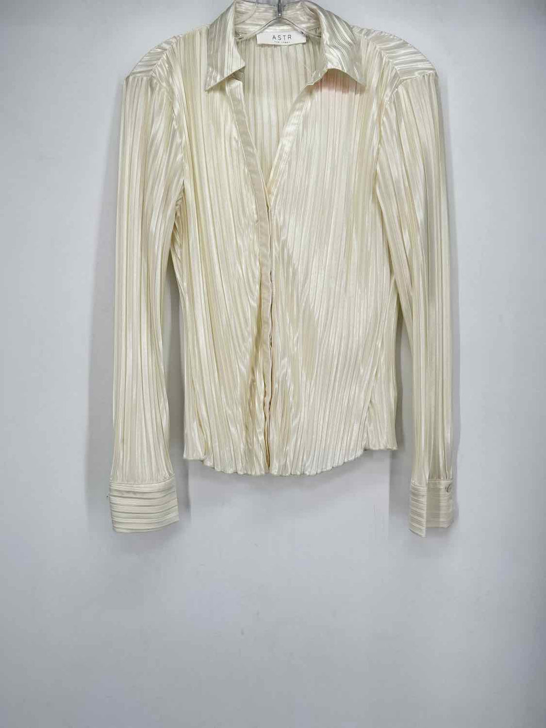 ASTR Size S Ivory Long Sleeve