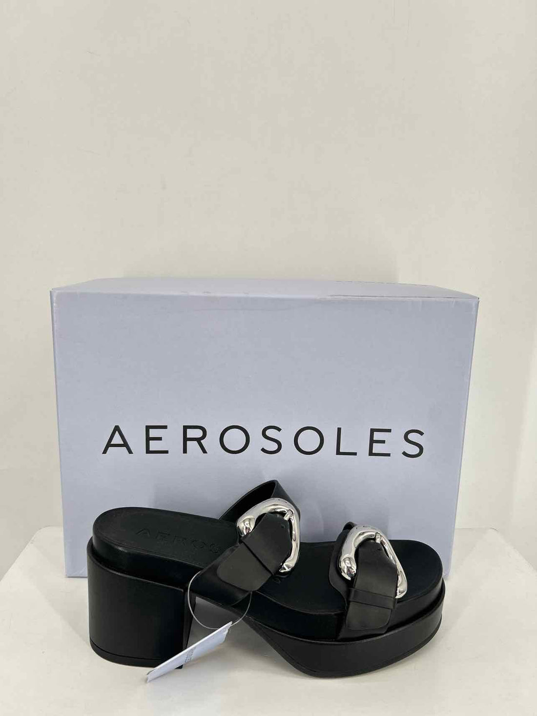 Aerosoles Women Size 6.5 Black New In Box Leather Sandals