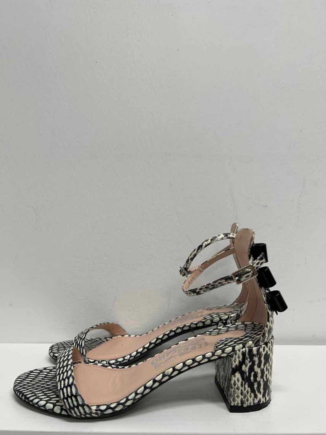 Salvatore Ferragamo Women Size 7.5 White & Black Sandals