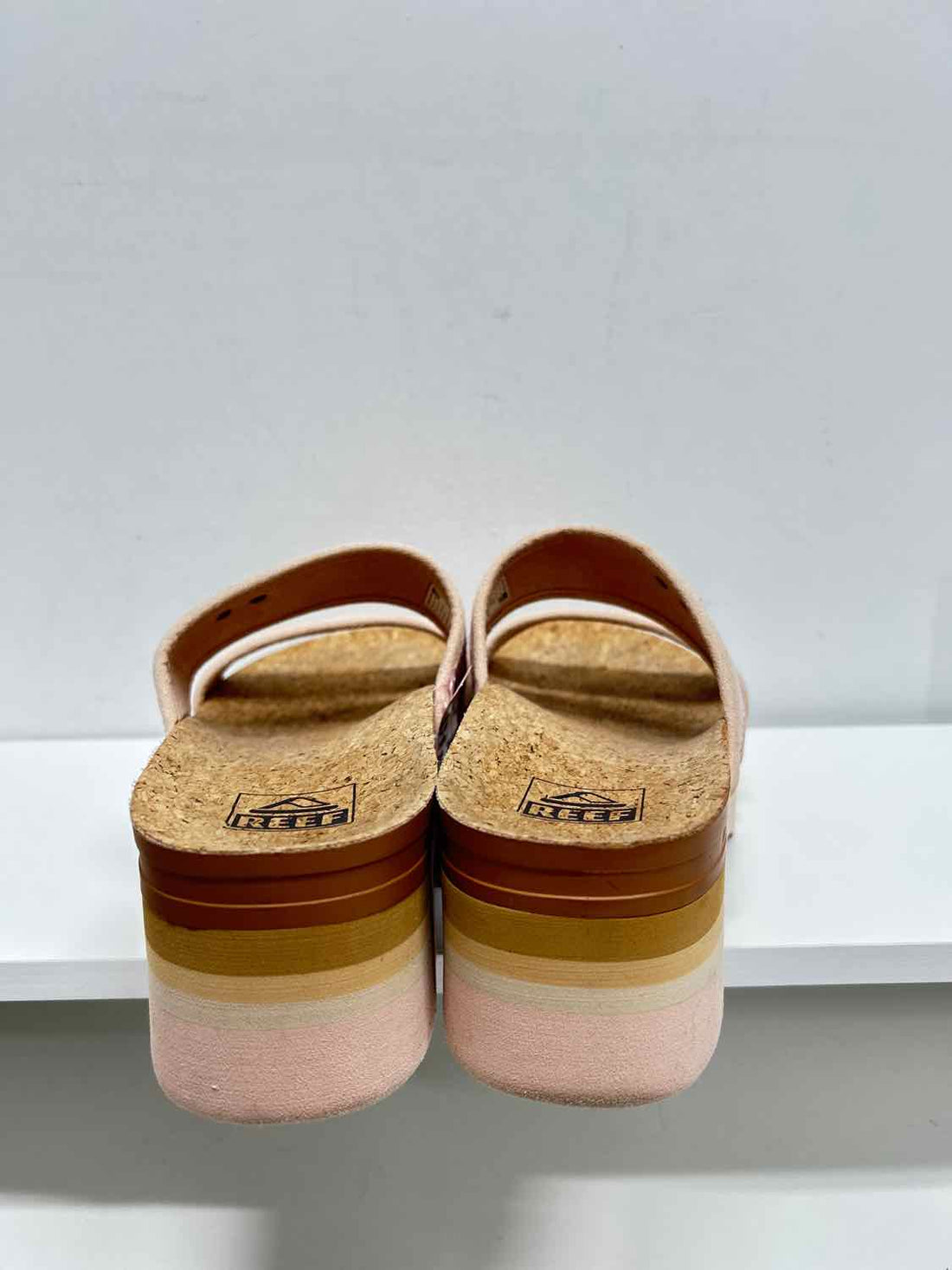 Reef Women Size 8 Pink Sandals