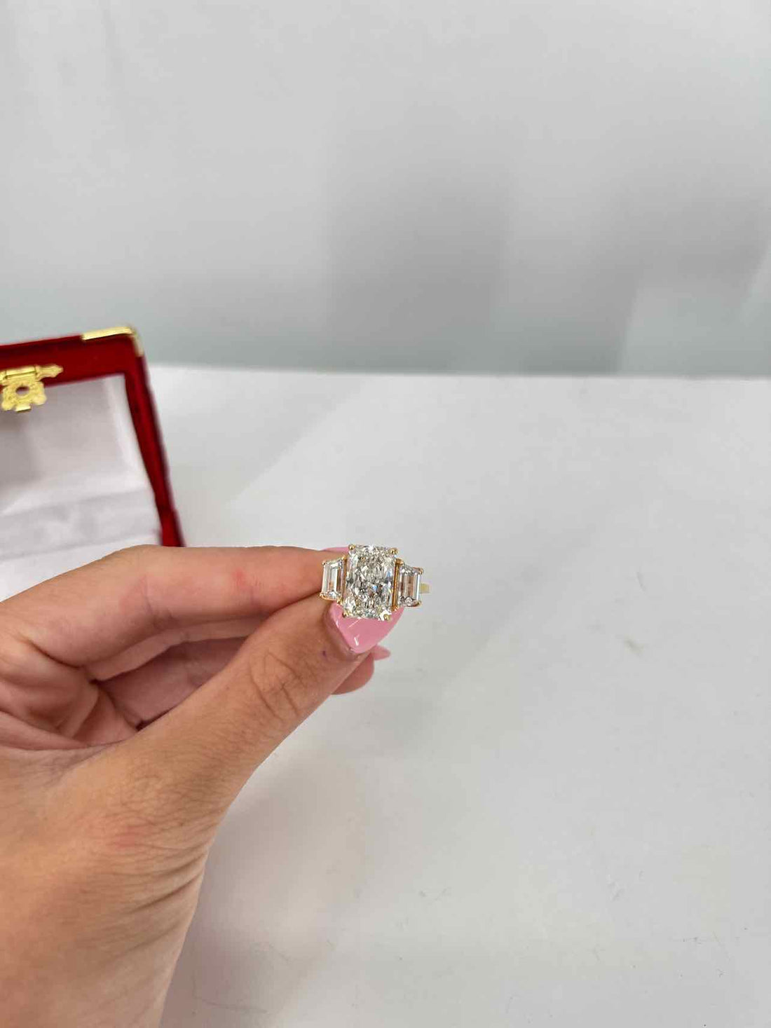 IGI Diamond Past Present Future Ring Size 6.5 14K Gold New LUXURY
