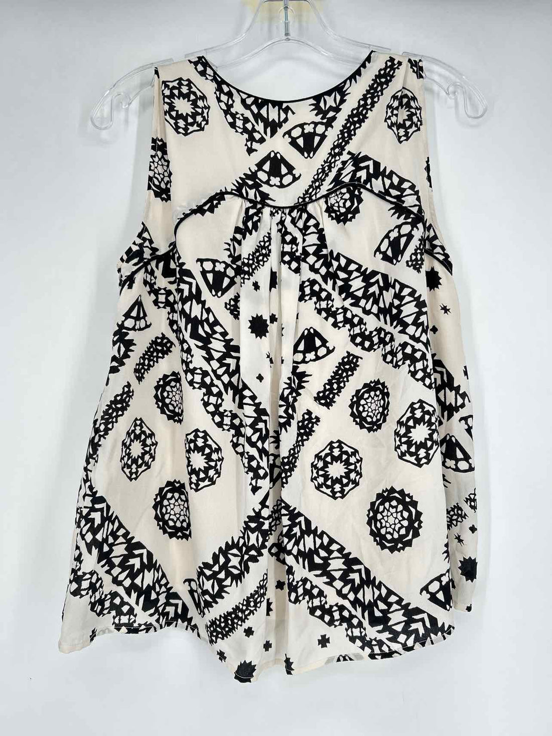 By Anthropologie Size 4 Cream & Black Print Sleeveless