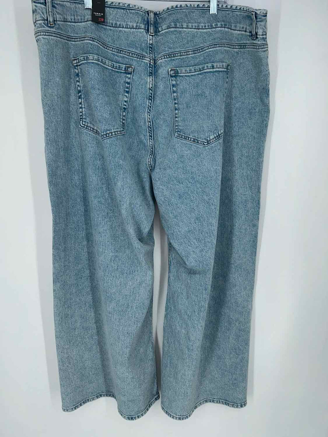 Torrid Size 22 Light Wash Denim NWT Jeans