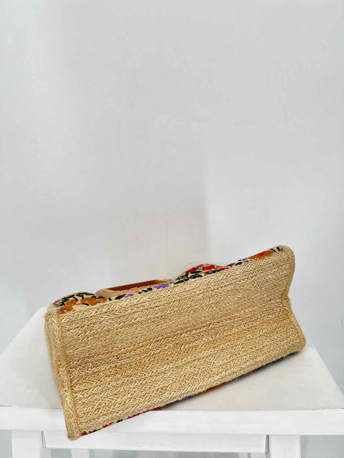 Antik Kraft Cream Floral Jute Blend Pre Owned Purse