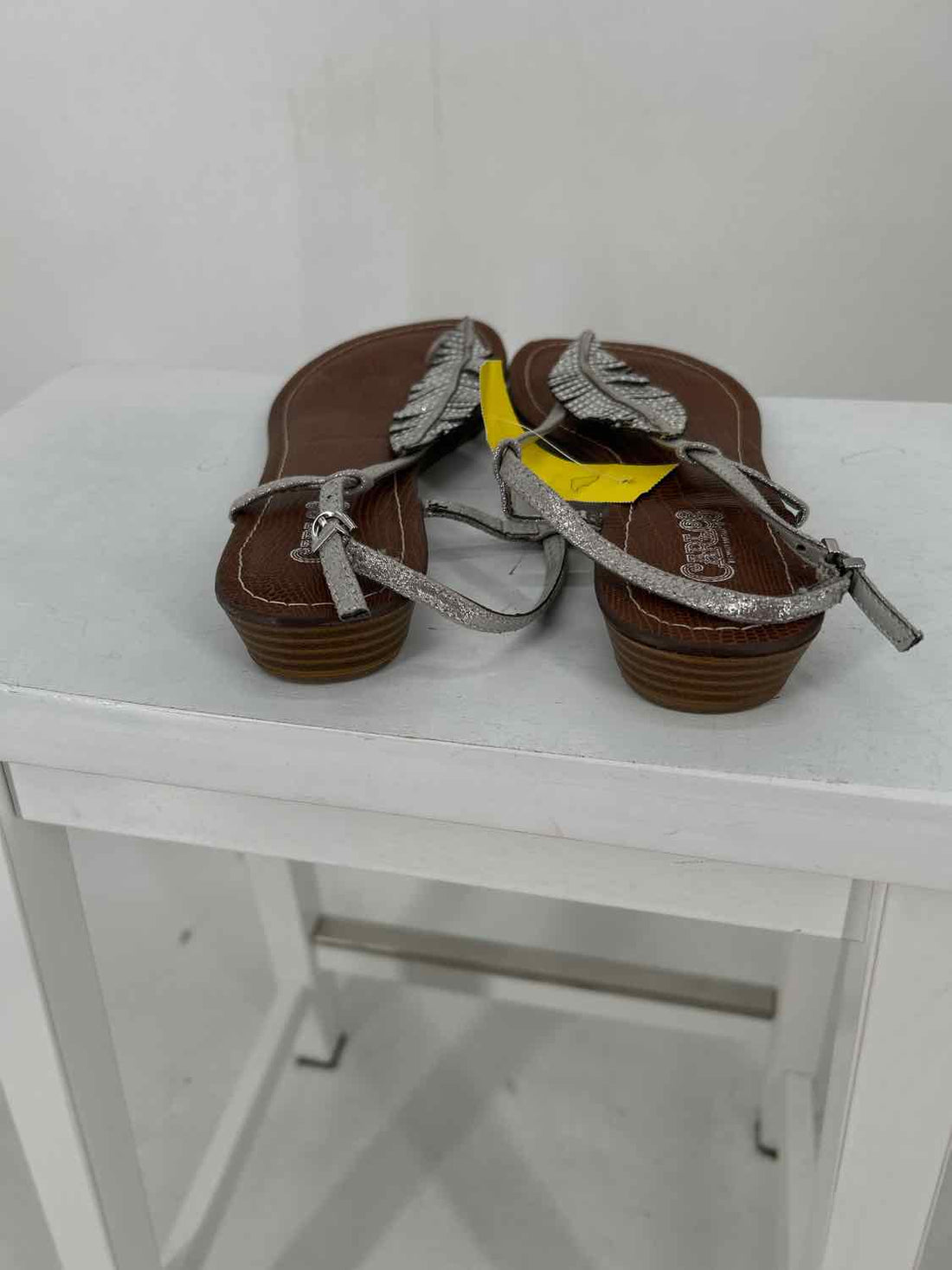 Carlos Women Size 8 Silver Sandals