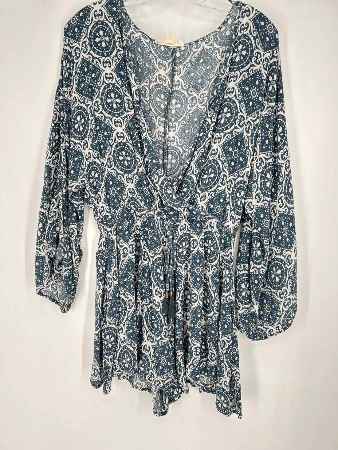 Lovestitch Size M Dark Blue & White Long Sleeve Rompers
