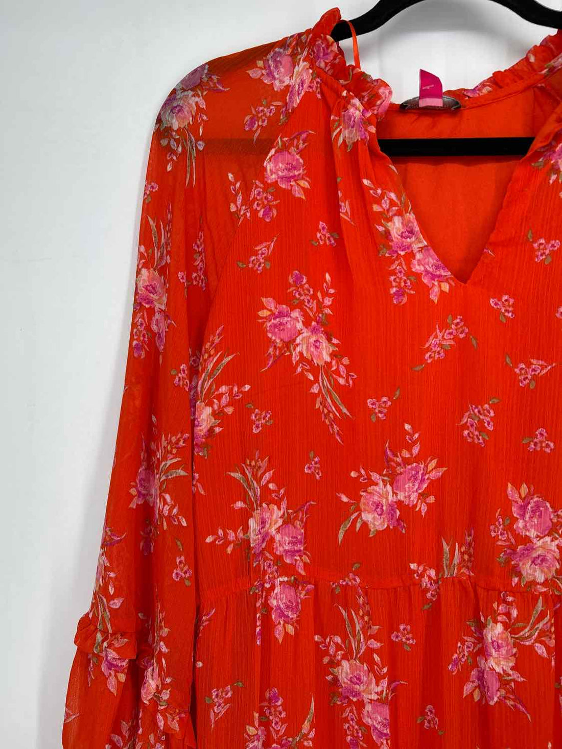 Vince Camuto Size M Orange Floral Long Sleeve Dress