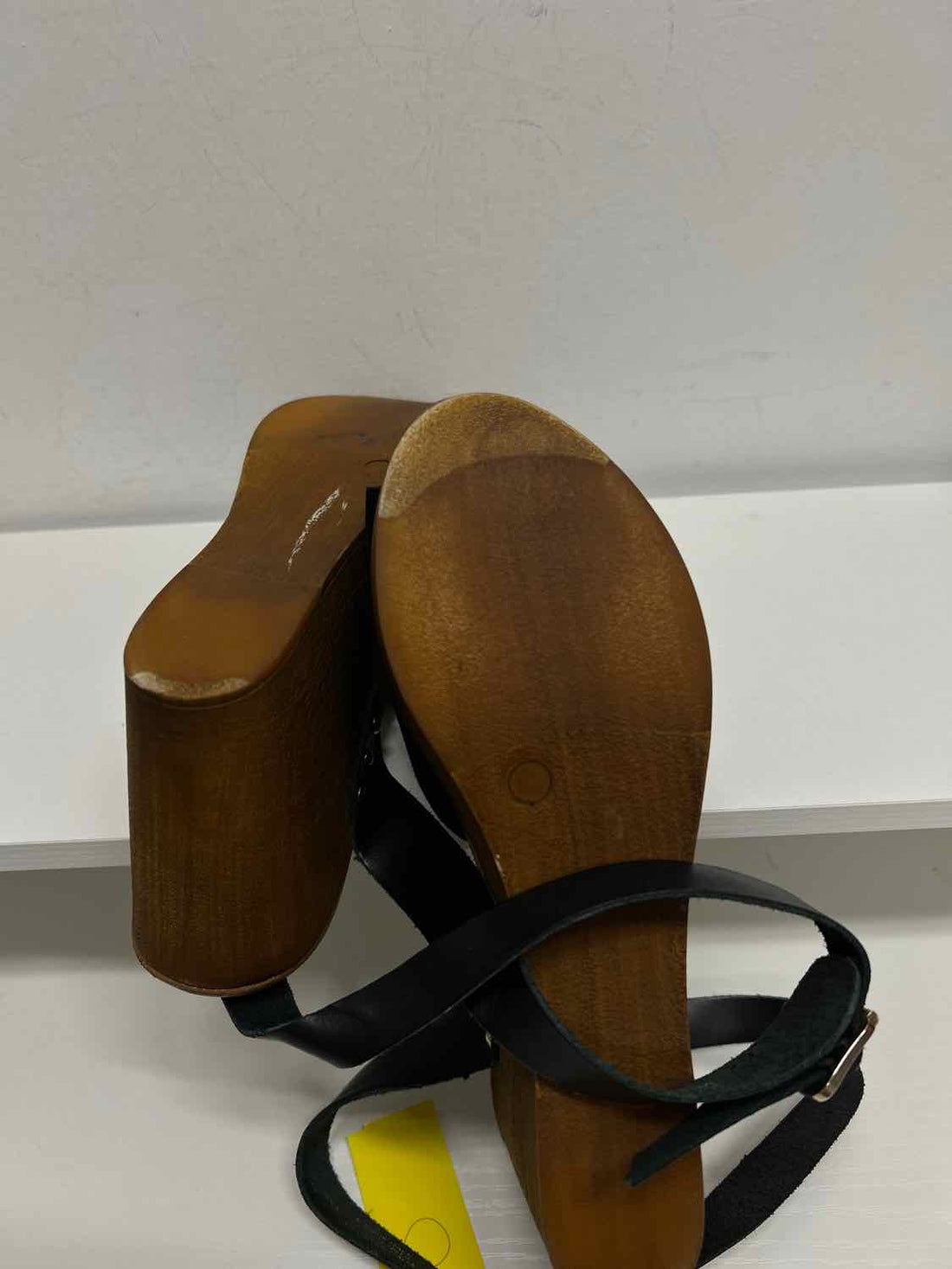 Seychelles Women Size 7.5 Black Wedges