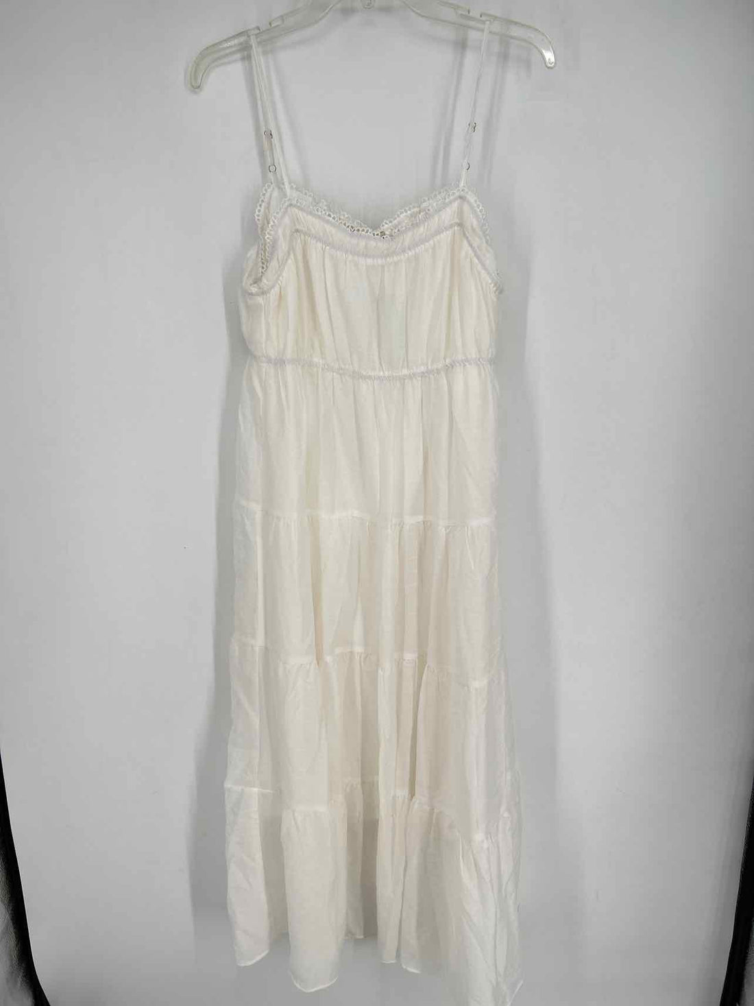 Adora Size L White Sleeveless Dress