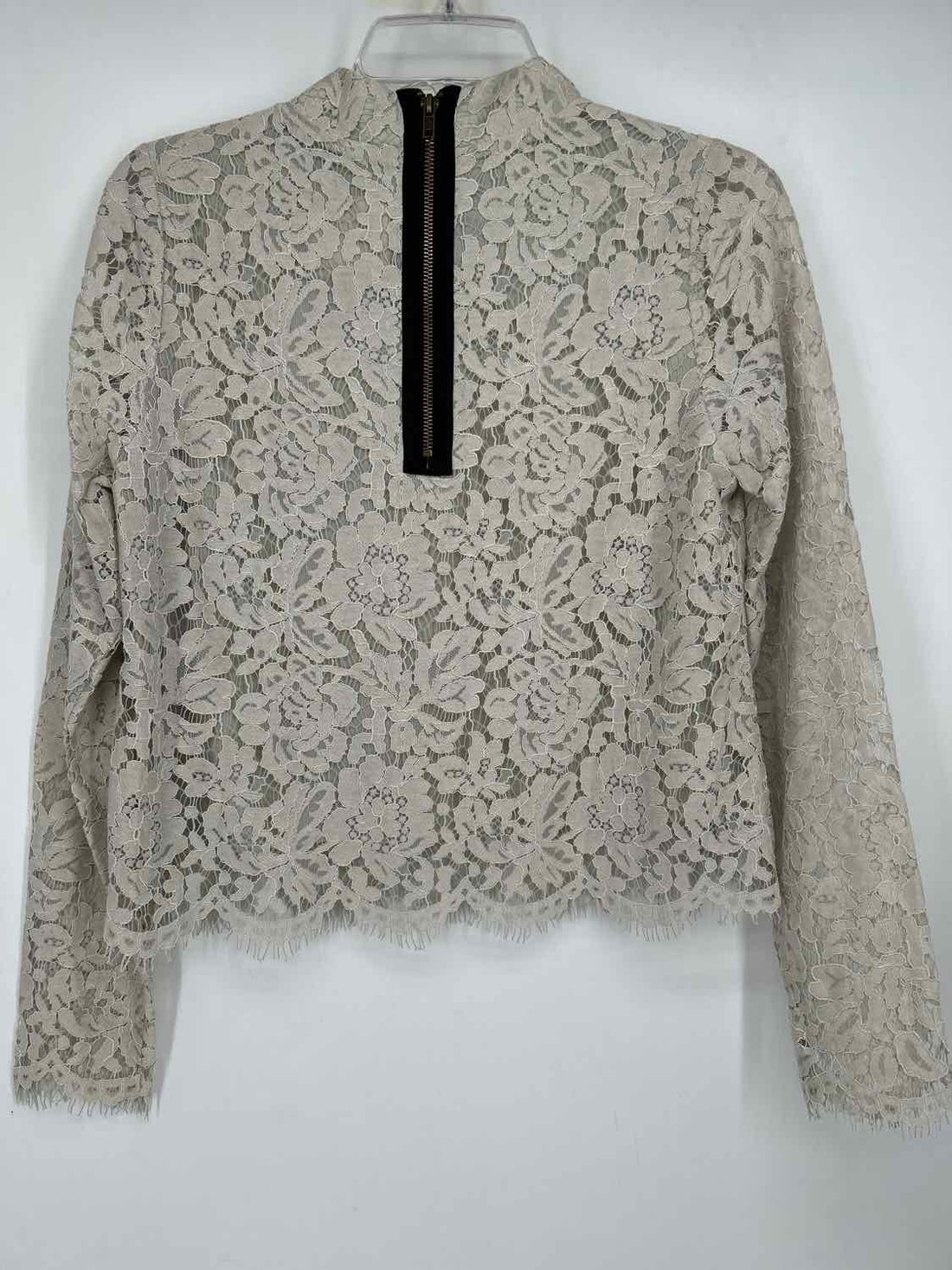 Chaser Size M Off White Lace Long Sleeve