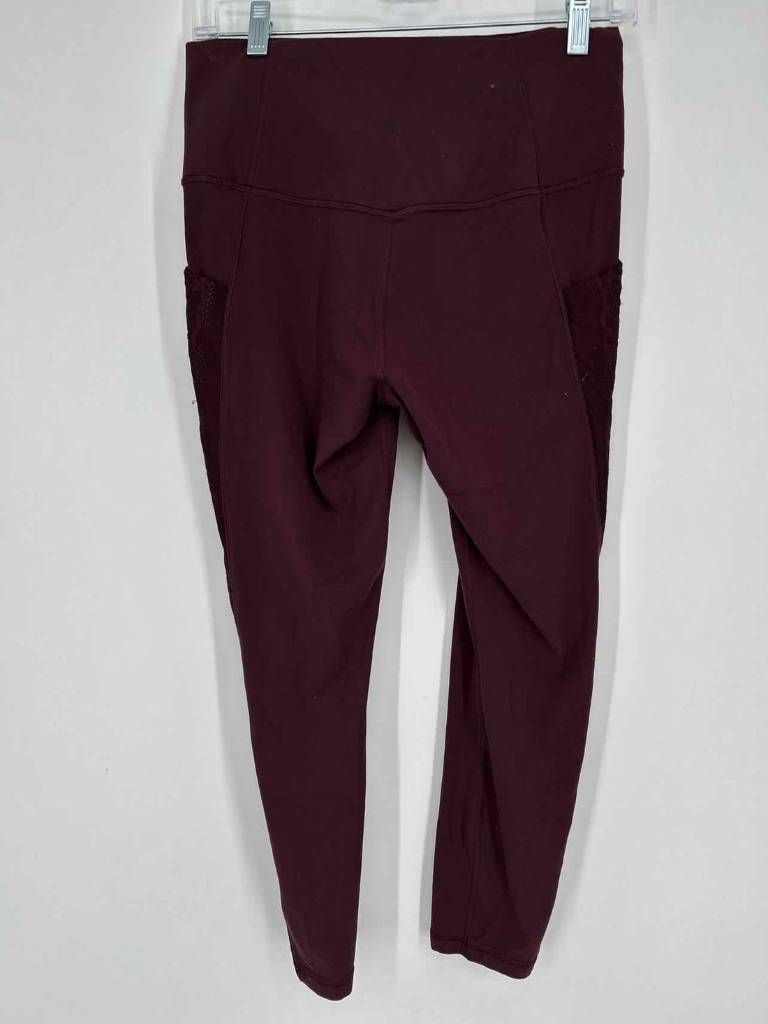 Athleta Size M Burgandy Active Leggings