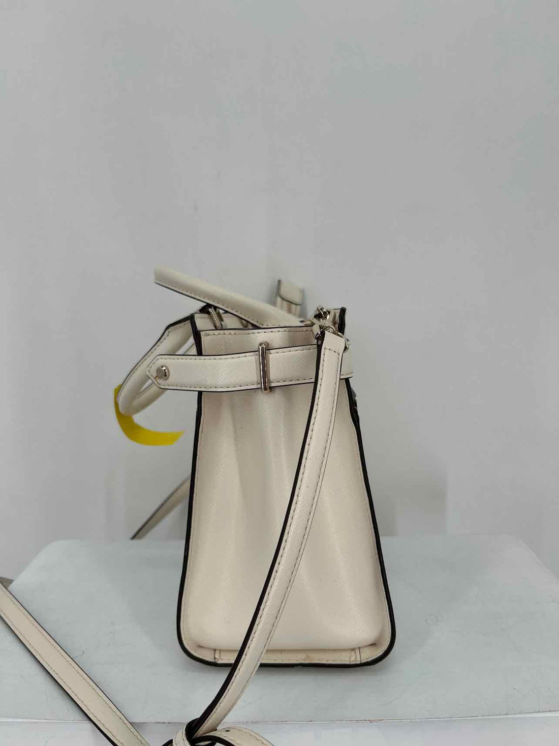 Kate Spade White Saffiano Leather Pre Owned Satchel