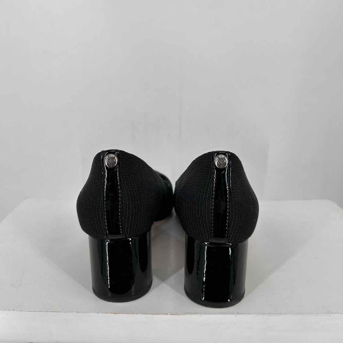 Donald Pliner Women Size 9.5 Black Heels