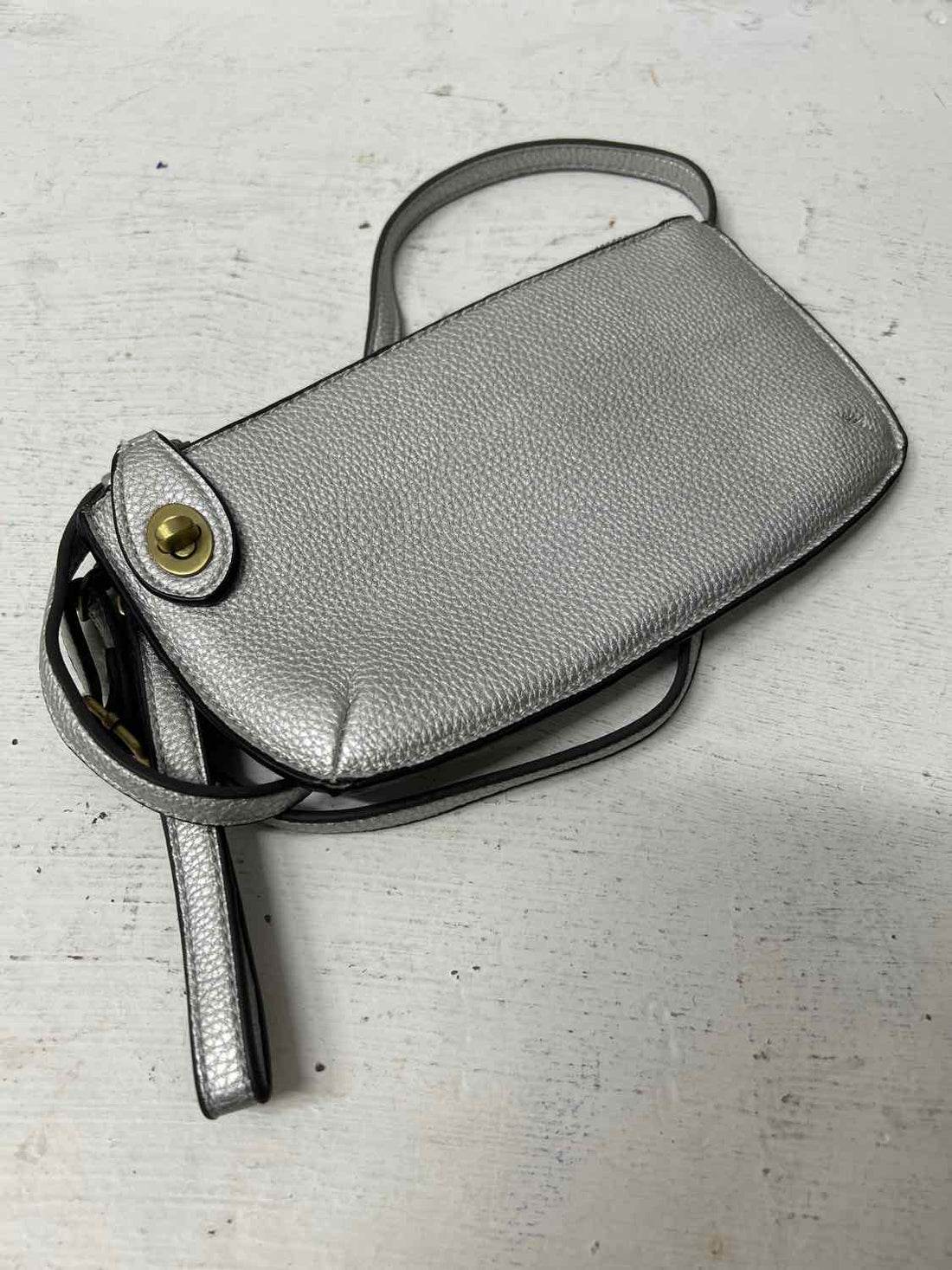 Joy Susan Silver Faux Leather Pre Owned Crossbody