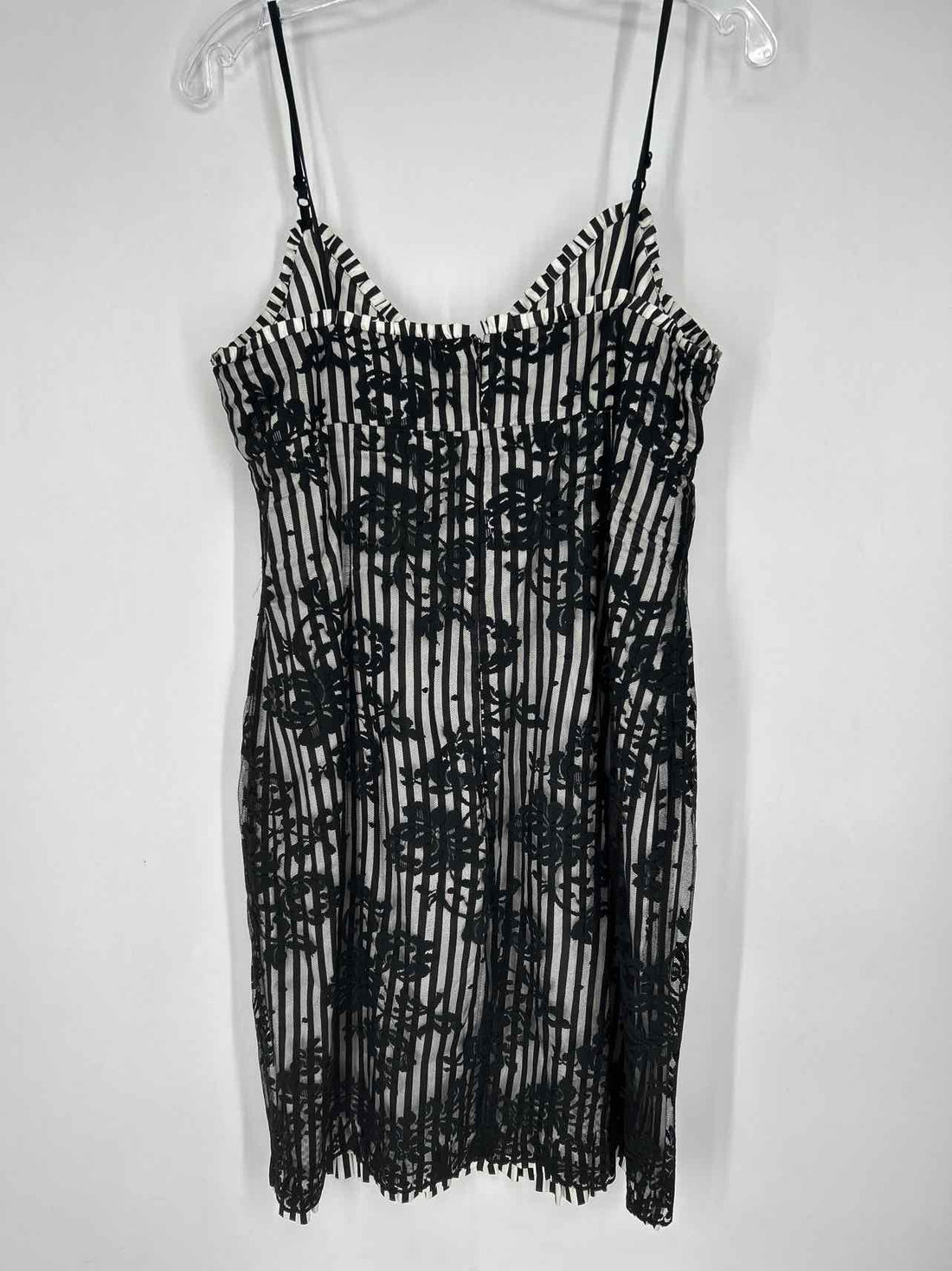 Muse Size 10 Black & White Striped Lace Sleeveless Dress