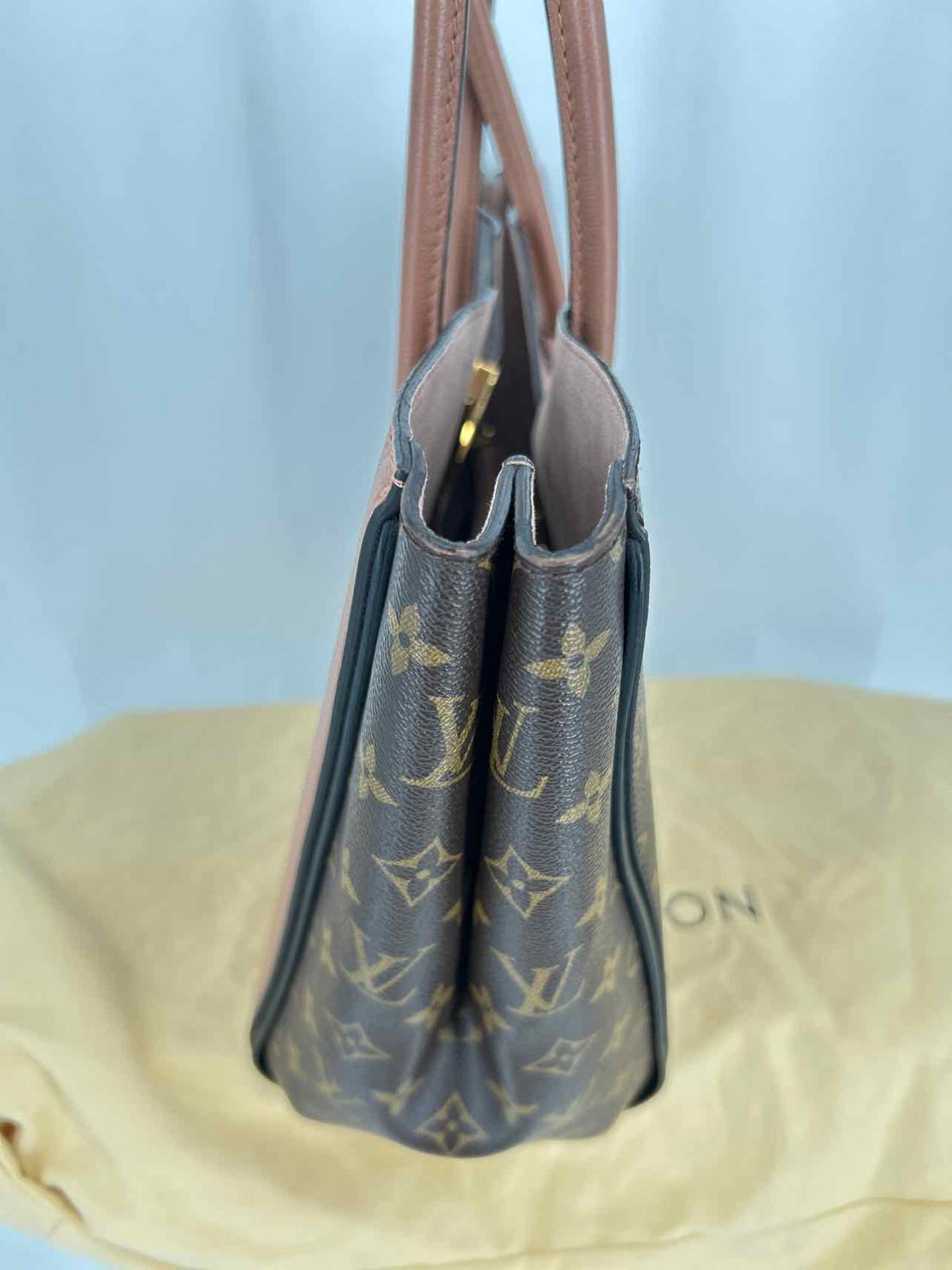 Louis Vuitton Kimono MM Mauve & Monogram Coated Canvas & Leather LUXURY