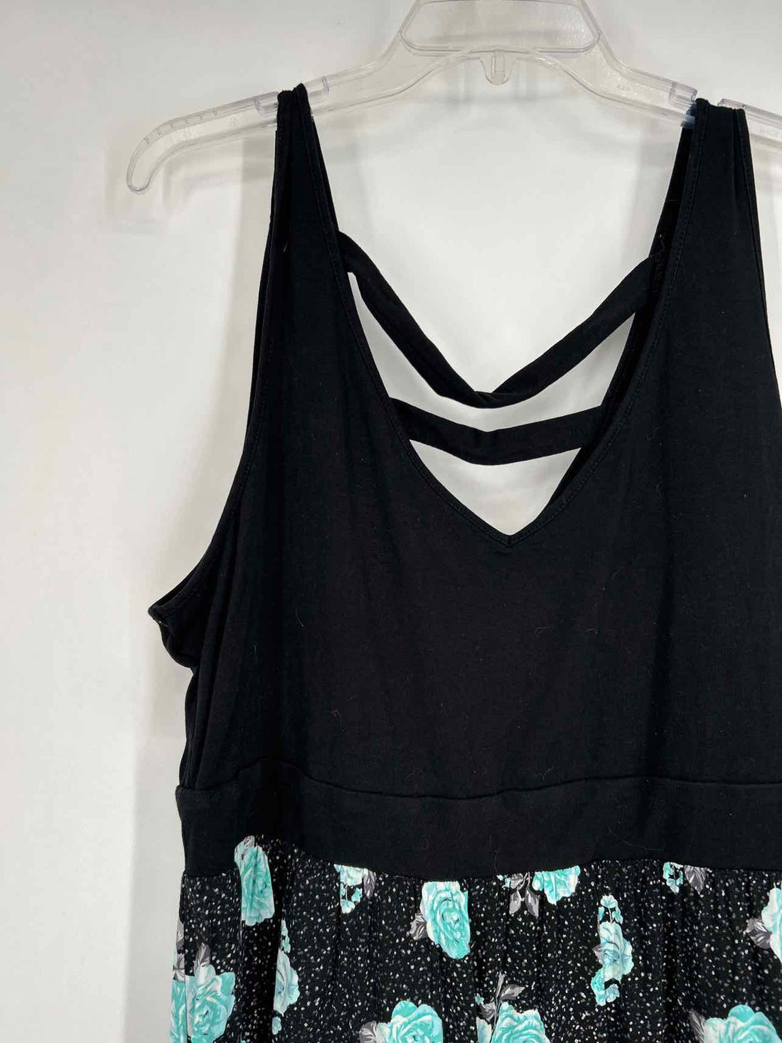 Torrid Size 2X Black & Aqua Floral Sleeveless Dress