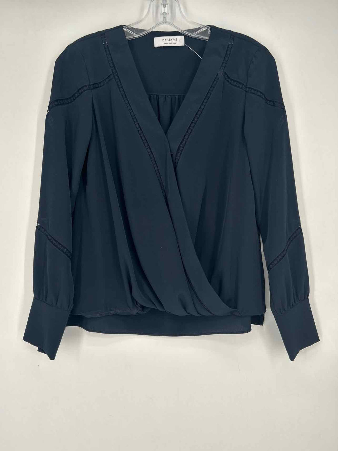 Bailey 44 Size XS Navy Long Sleeve