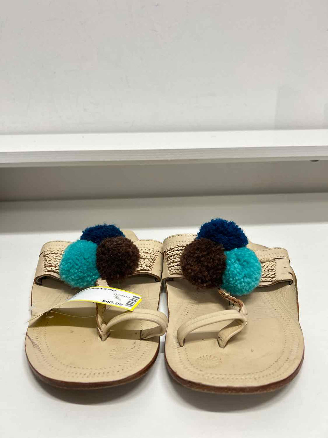 Figue Women Size 8 Beige Sandals