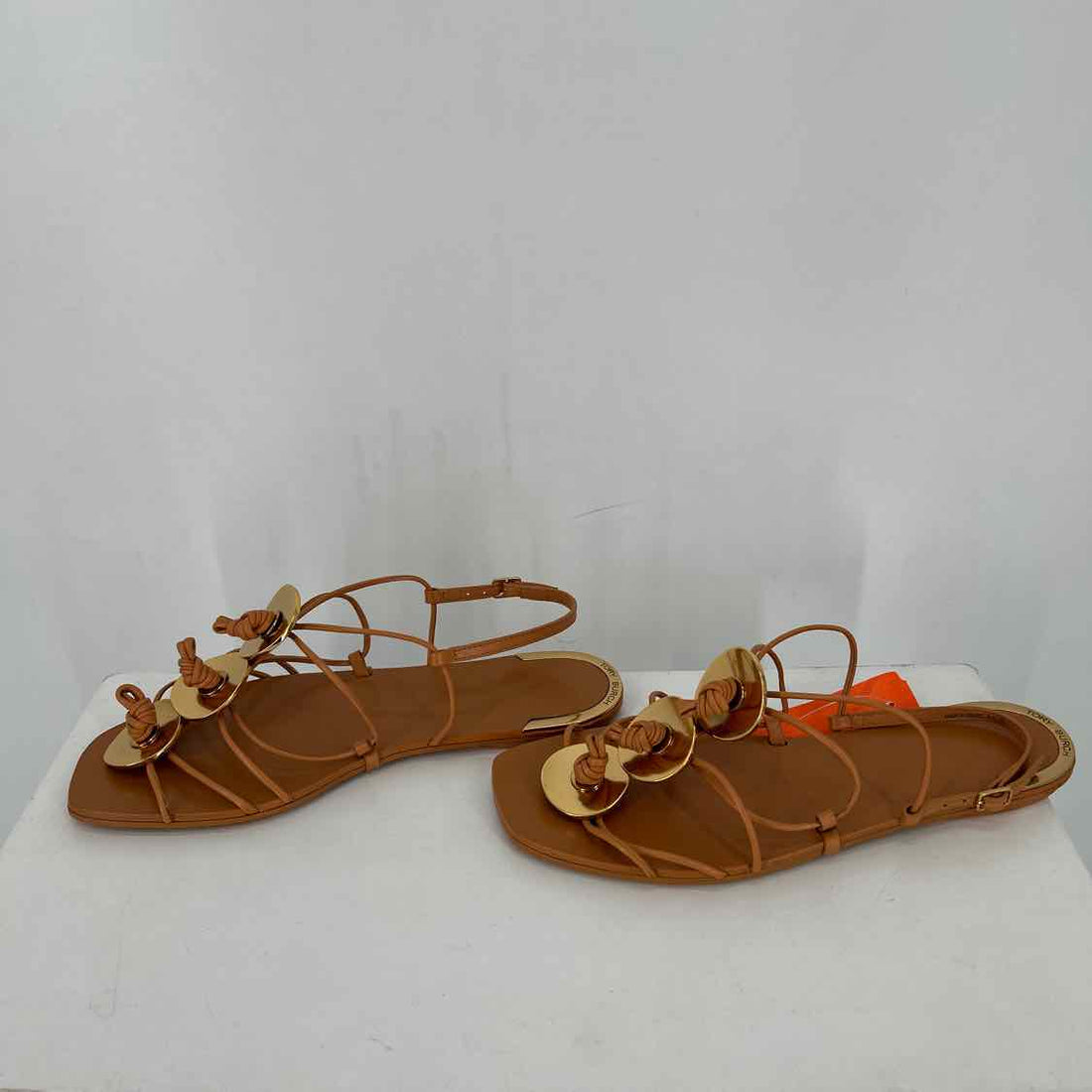 Tory Burch Women Size 7 Camel New Sandals
