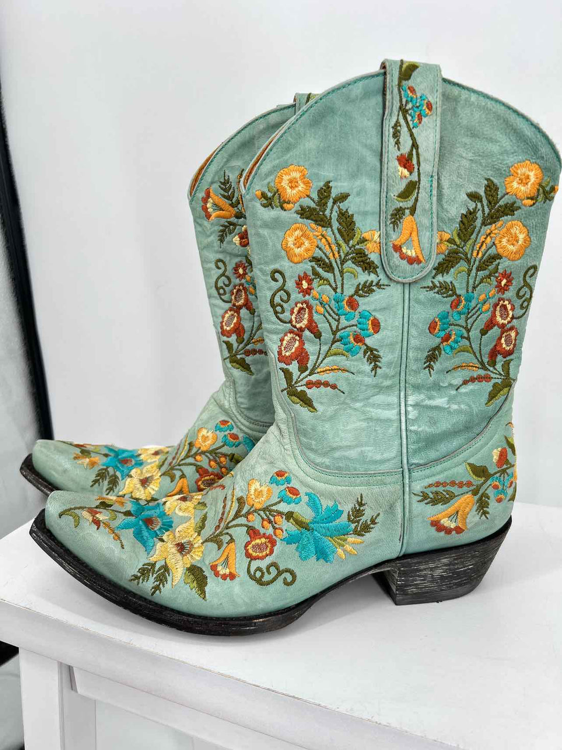 Old Gringo Women Size 9 Green Floral Embroidered Cowboy Boot