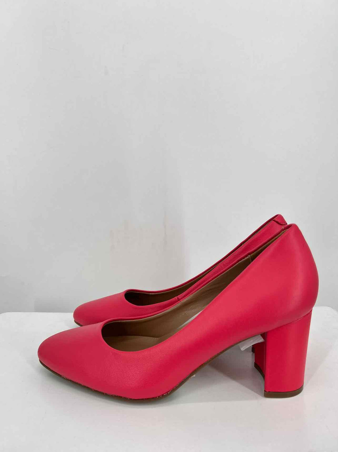Aerosoles Women Size 7.5 Dark Pink Heels