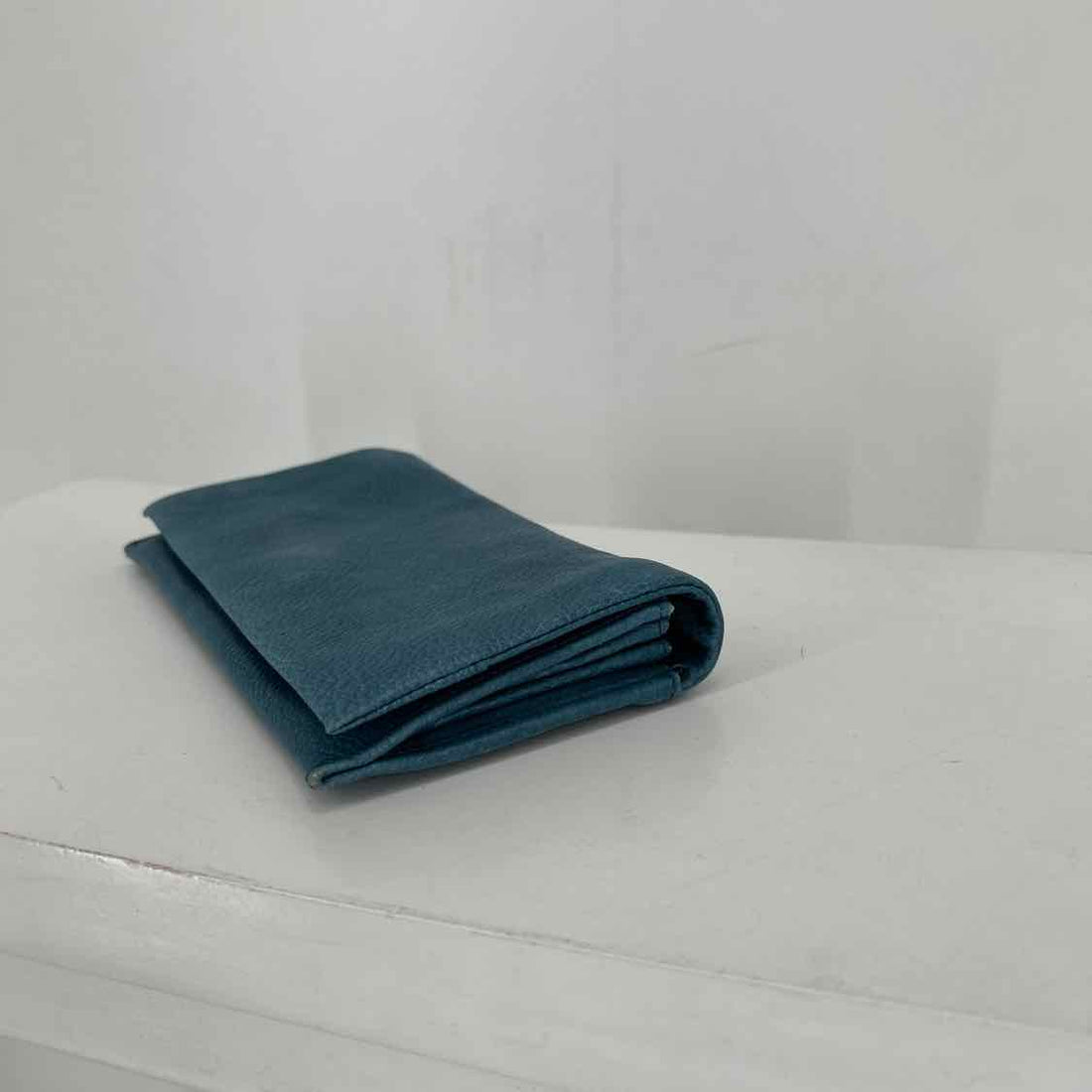 Latico Blue Leather Pre Owned Wallet